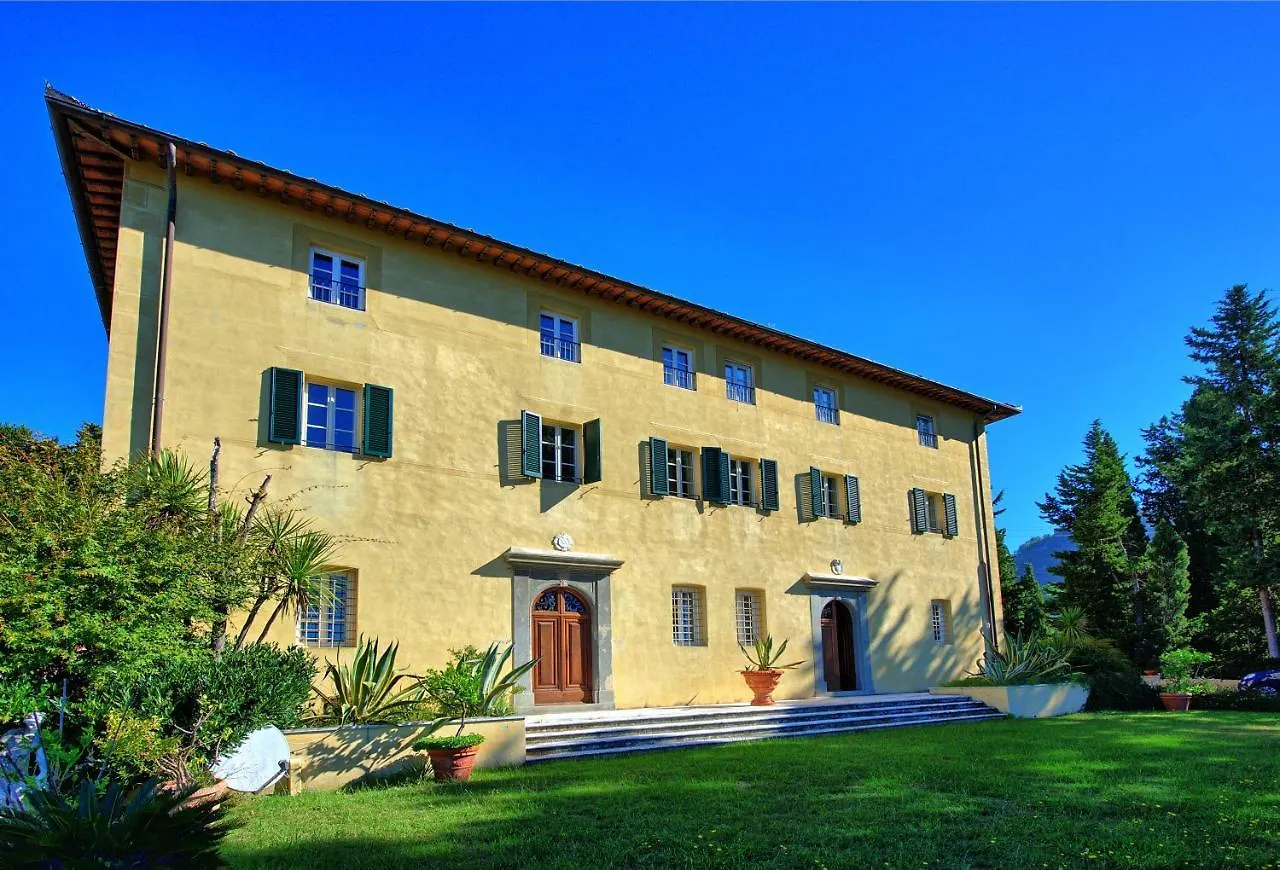 Villa Camaiore By Posarellivillas Santa Lucia